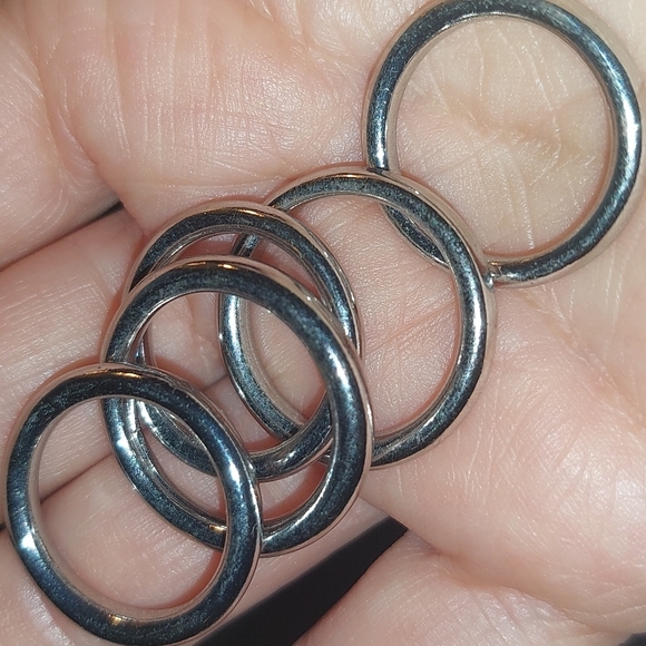 Stackable Stainless Steel Rings Size 6 Brand New in Box - Picture 3 of 3